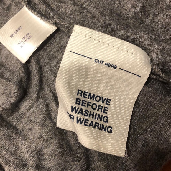 GAP Grey Flowy Skirt Size Medium NWOT - Picture 3 of 6